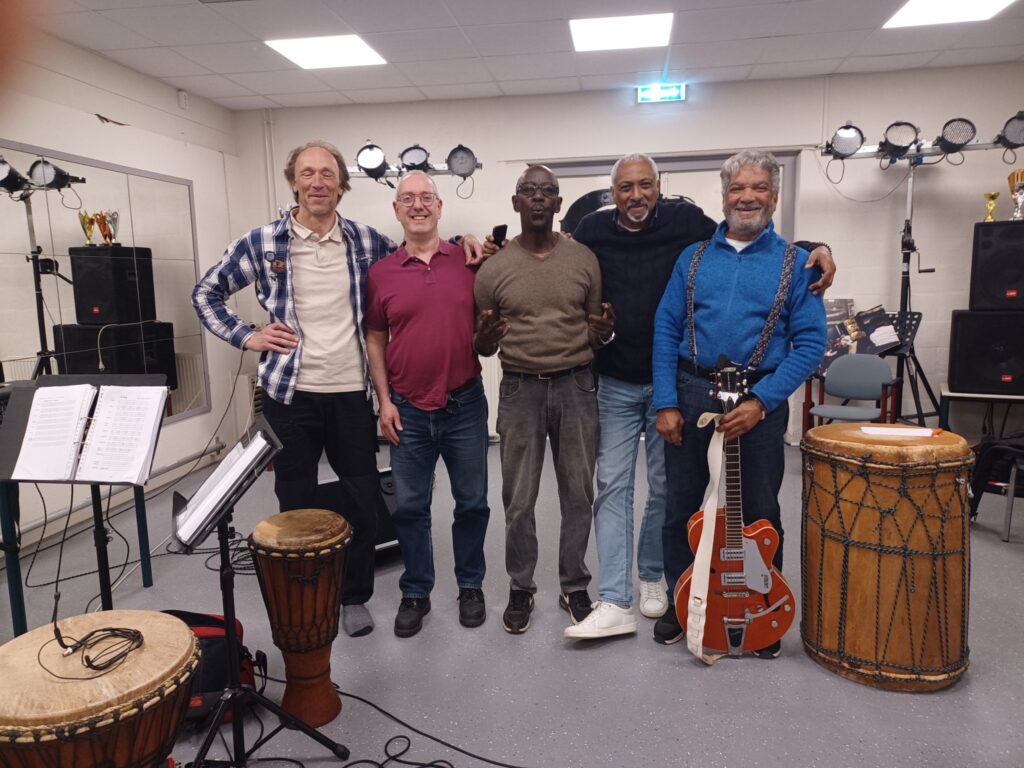 Rob's Roots Quartet met Adama Dramé