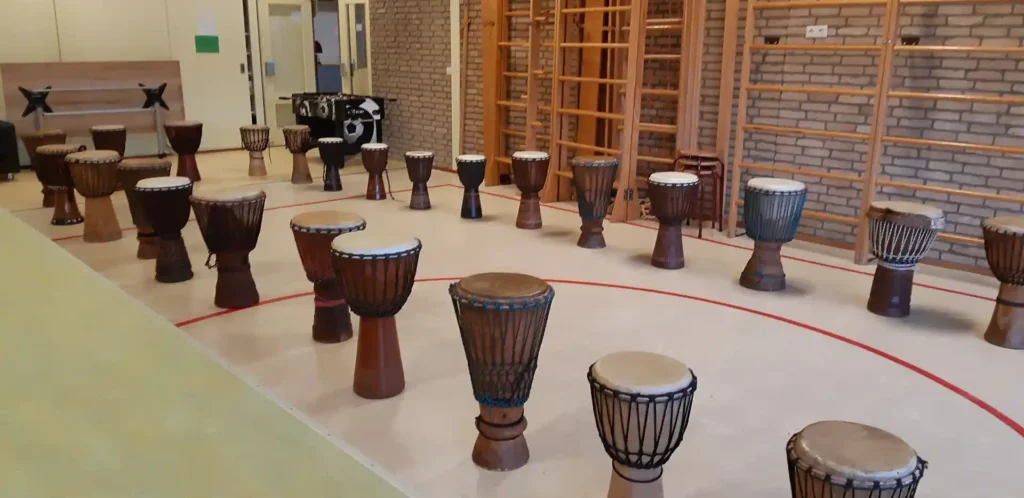 muzikale schoolprojecten djembe in gouda woerden en ijsselstein